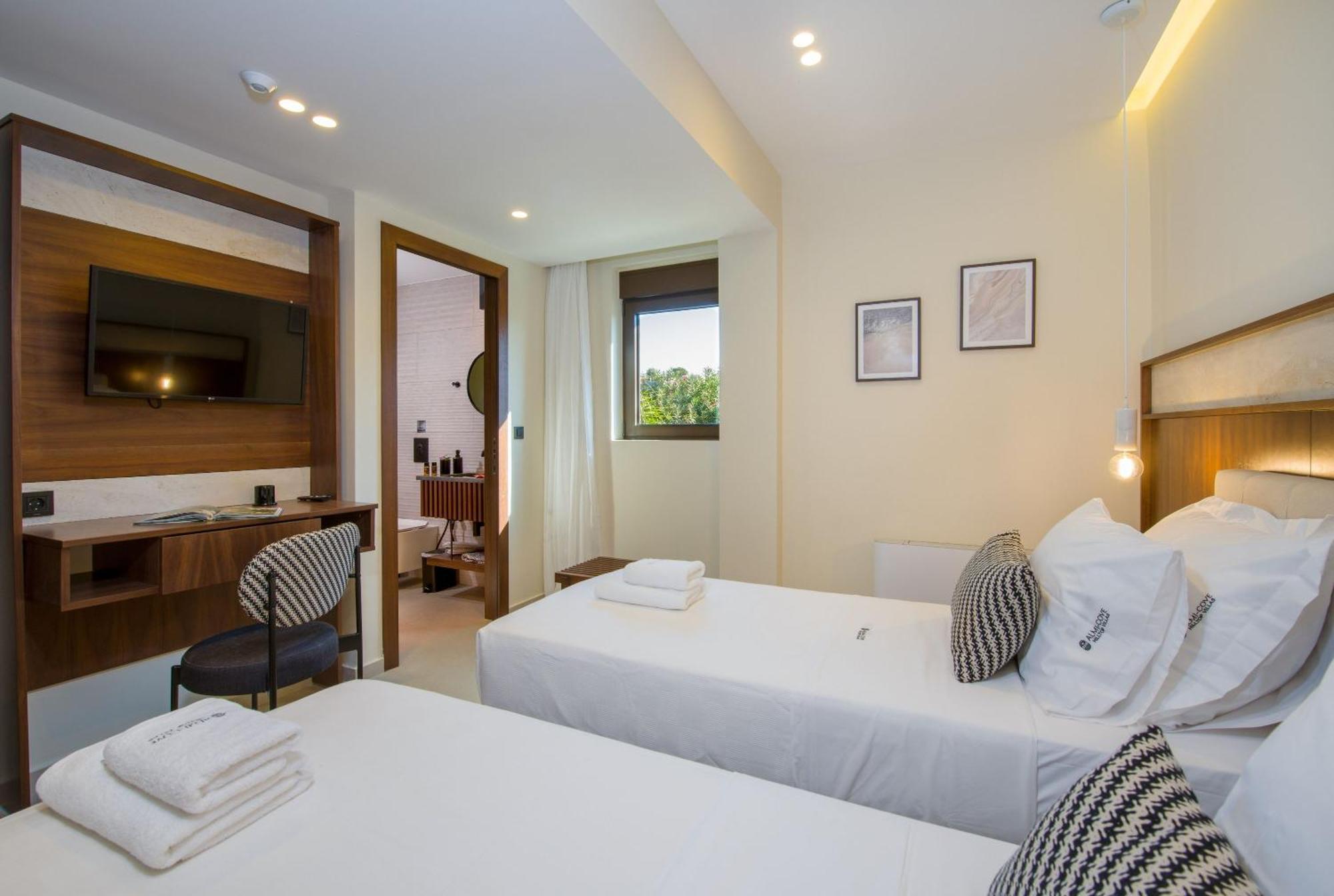 Almi-Cove Hilltop Villas Almirida المظهر الخارجي الصورة